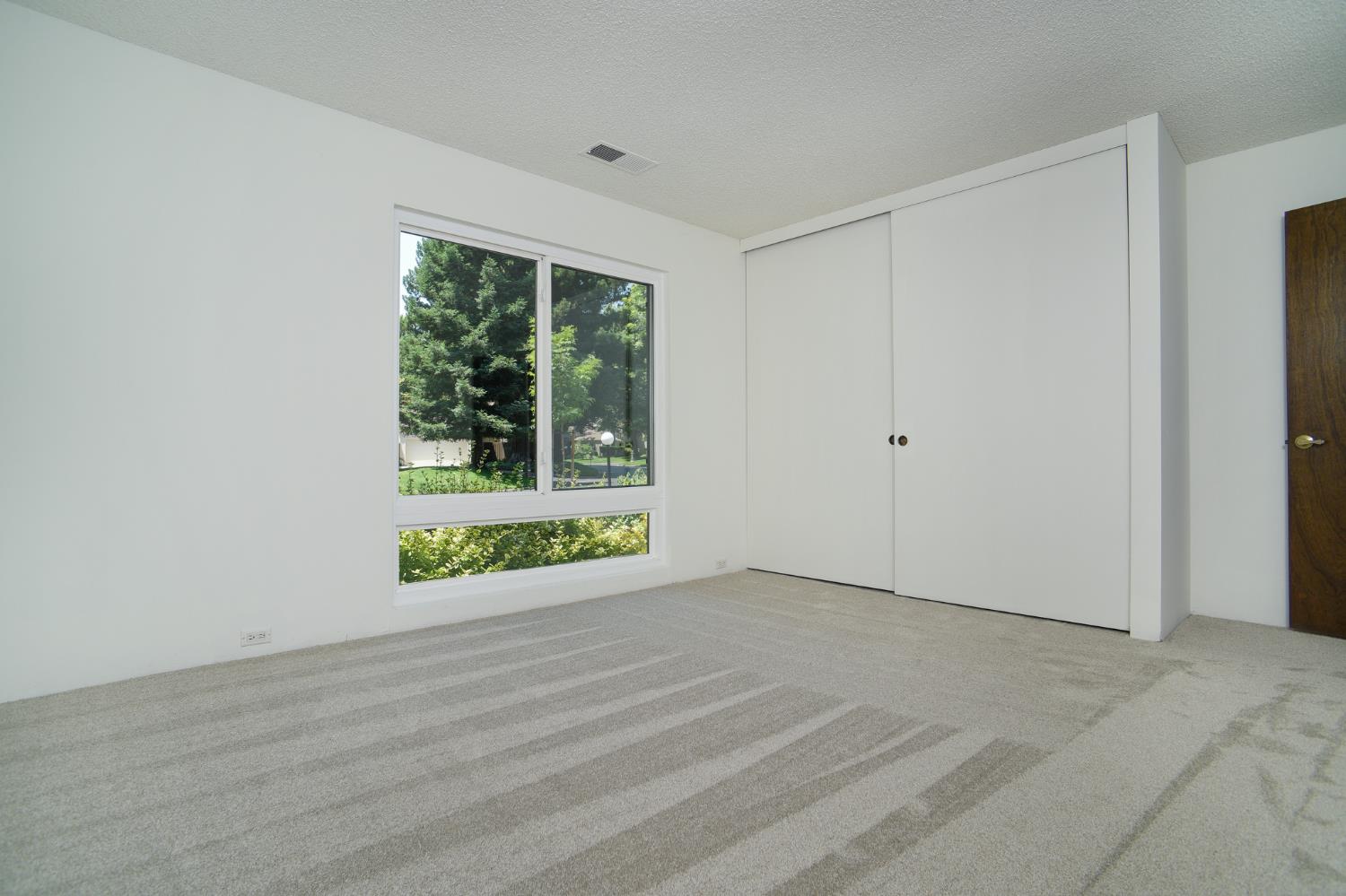 Detail Gallery Image 22 of 40 For 401 Dunbarton Cir, Sacramento,  CA 95825 - 3 Beds | 2 Baths