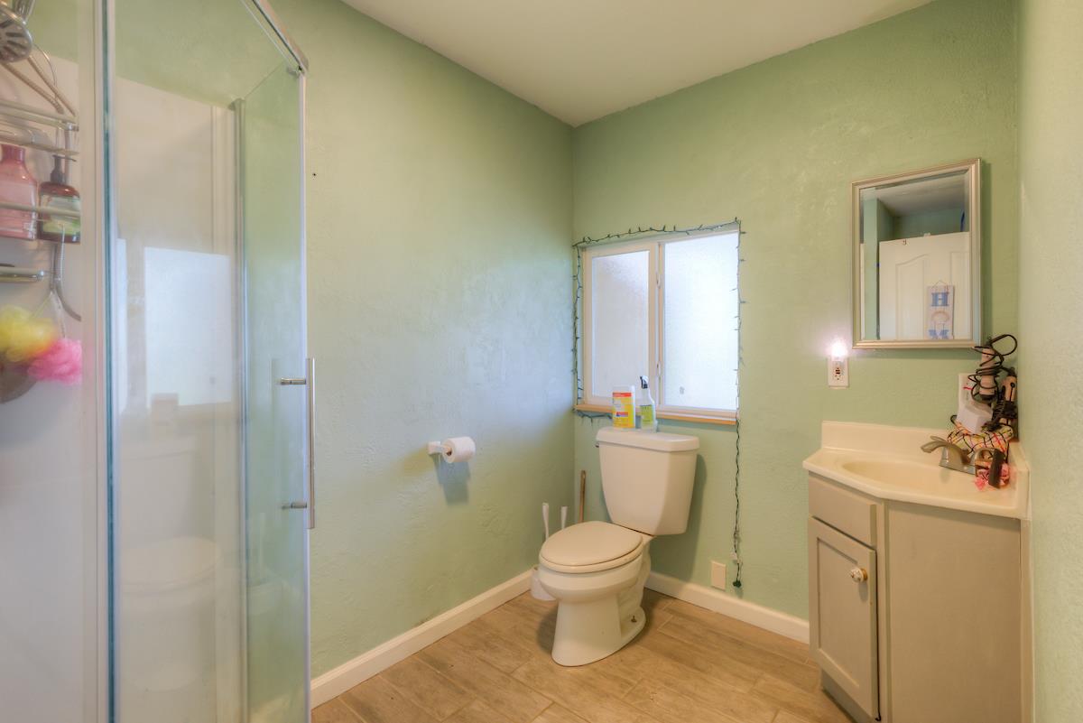 Detail Gallery Image 11 of 68 For 12896 Rices Crossing Rd, Oregon House,  CA 95962 - 5 Beds | 4 Baths