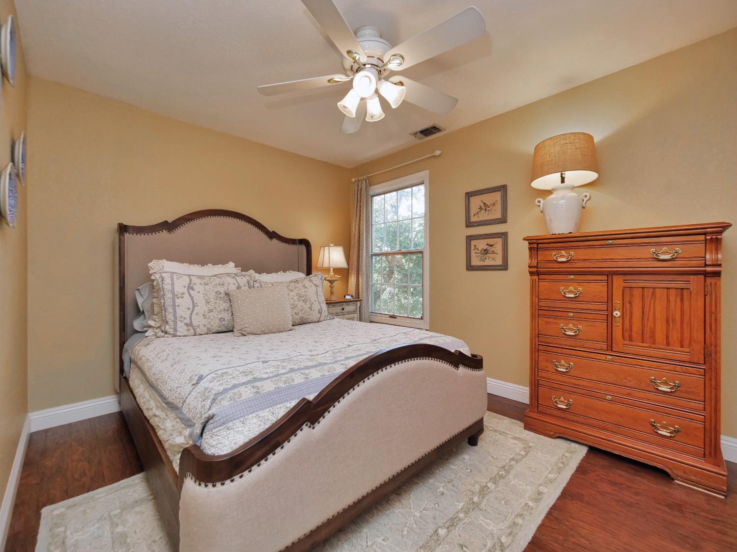Detail Gallery Image 21 of 37 For 9736 Snowberry Way, Orangevale,  CA 95662 - 4 Beds | 2/1 Baths