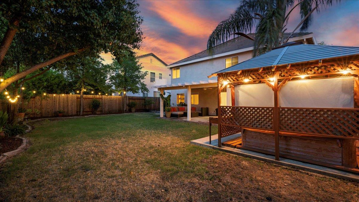 Detail Gallery Image 36 of 48 For 2152 Arnold Dr, Rocklin,  CA 95765 - 3 Beds | 2/1 Baths
