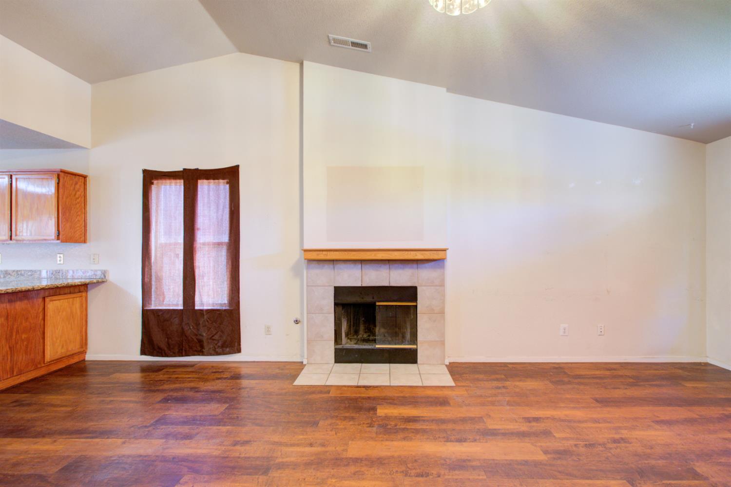 Detail Gallery Image 8 of 43 For 140 Watertown Dr, Merced,  CA 95341 - 3 Beds | 2 Baths