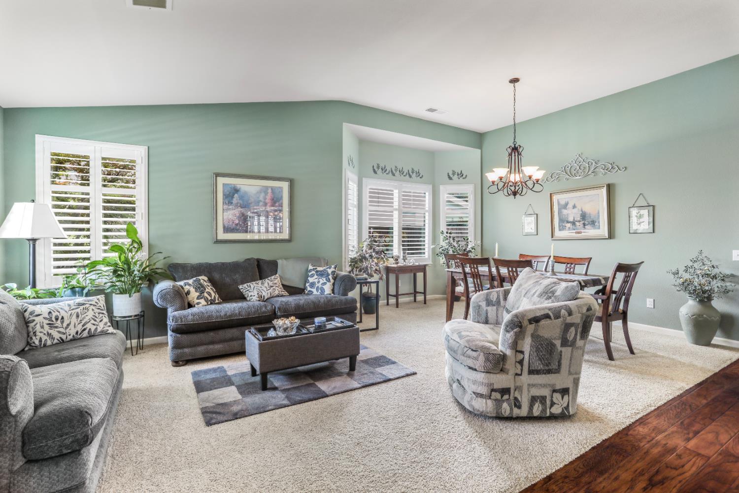 Detail Gallery Image 7 of 38 For 2545 Rose Hill Ln, Riverbank,  CA 95367 - 4 Beds | 2/1 Baths