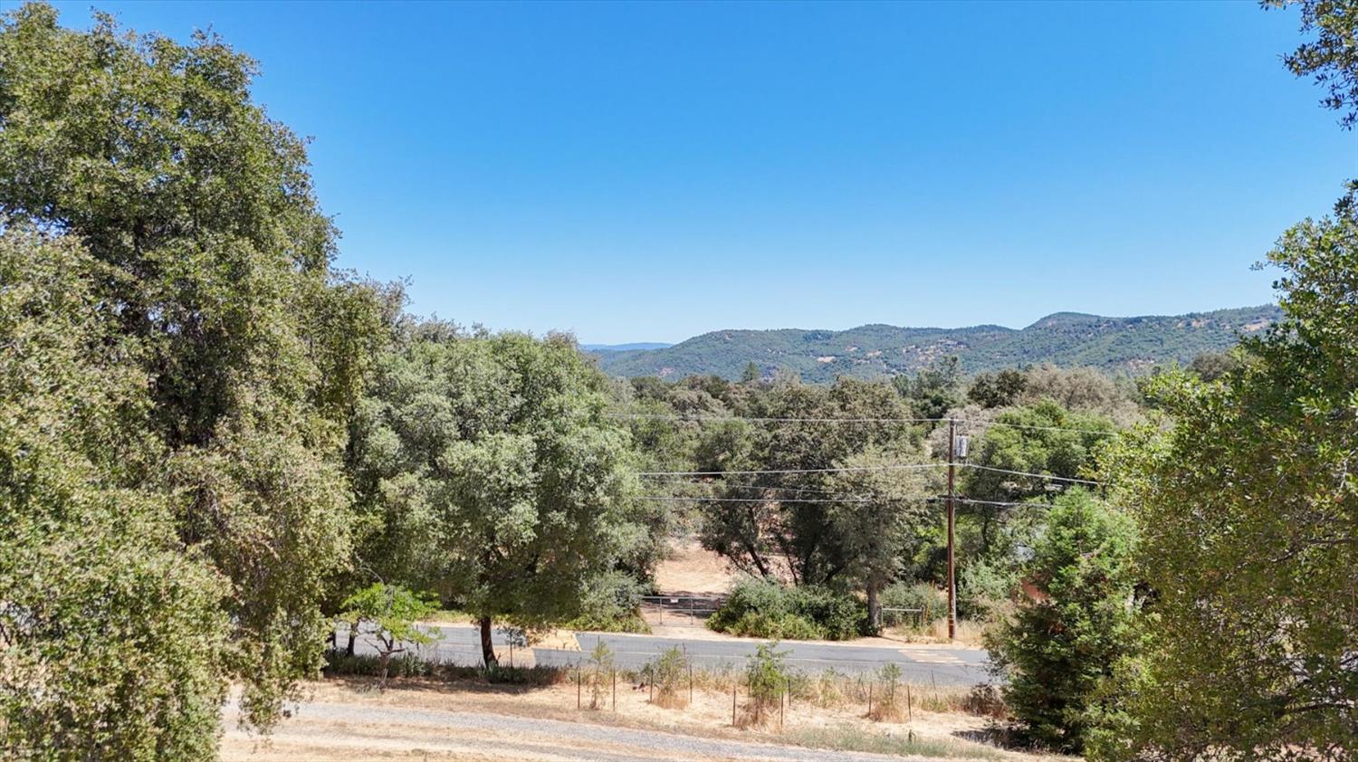 Detail Gallery Image 39 of 53 For 19119 John Born Rd, Penn Valley,  CA 95946 - 3 Beds | 2 Baths