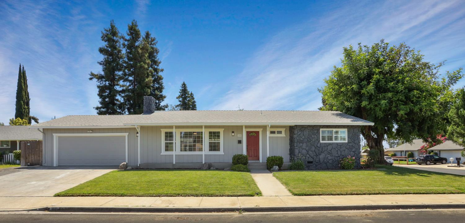 Detail Gallery Image 6 of 51 For 1056 Maria Dr, Oakdale,  CA 95361 - 3 Beds | 2 Baths