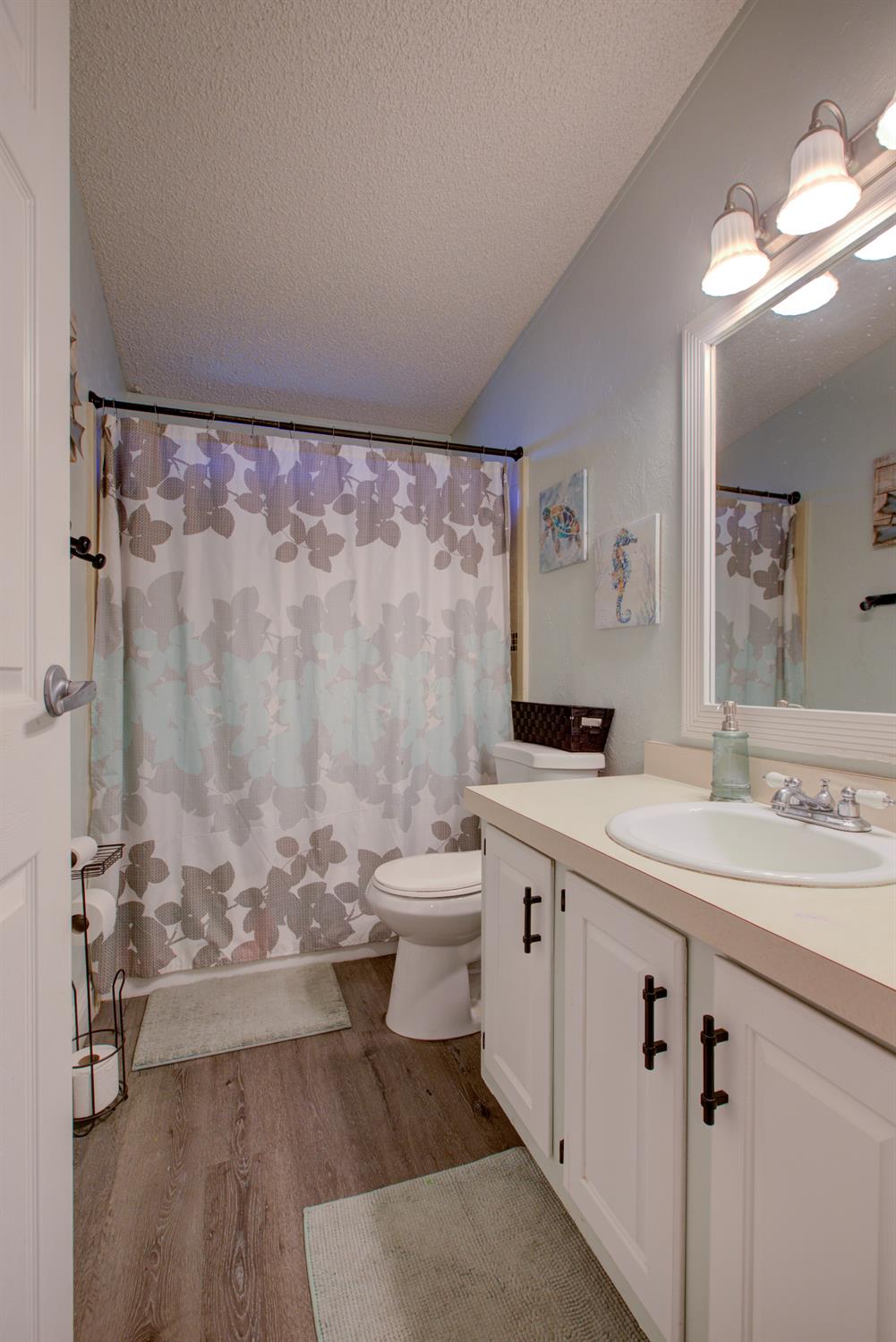 Detail Gallery Image 6 of 37 For 6450 N Winton Way 9, Winton,  CA 95388 - 3 Beds | 2 Baths