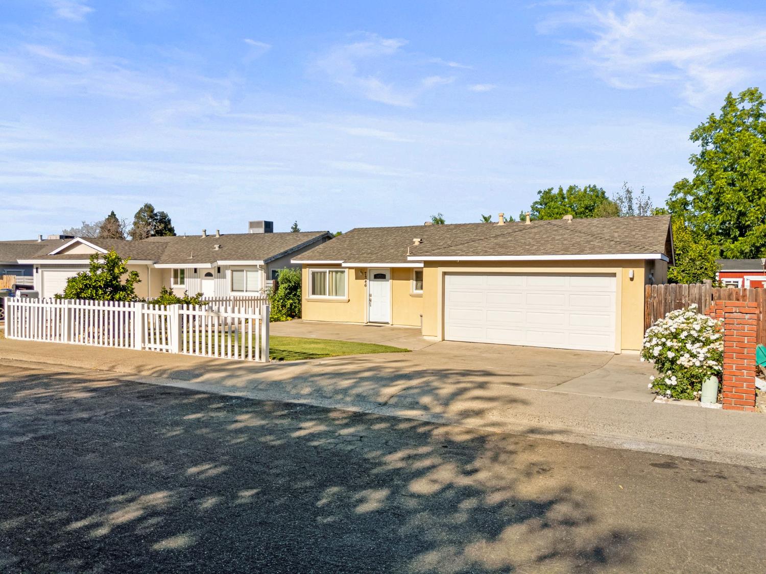 Detail Gallery Image 2 of 43 For 7346 Holbrook Way, North Highlands,  CA 95660 - 3 Beds | 1 Baths