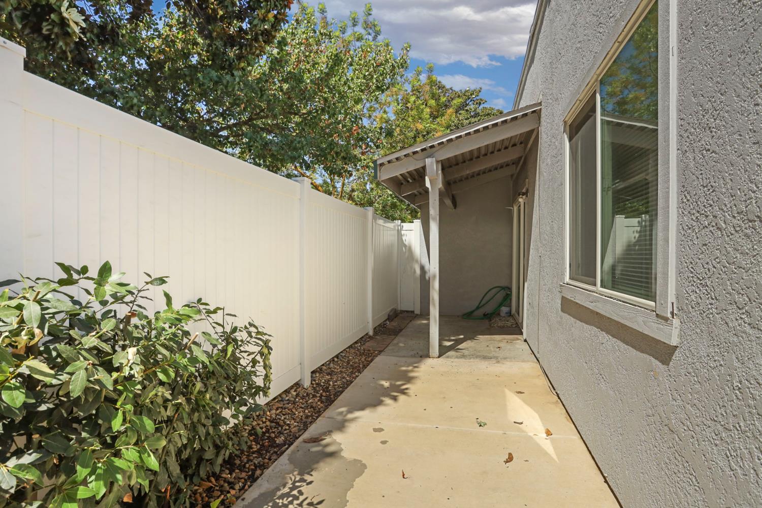 Detail Gallery Image 18 of 31 For 201 Woodrow Ave #20,  Modesto,  CA 95350 - 2 Beds | 1 Baths