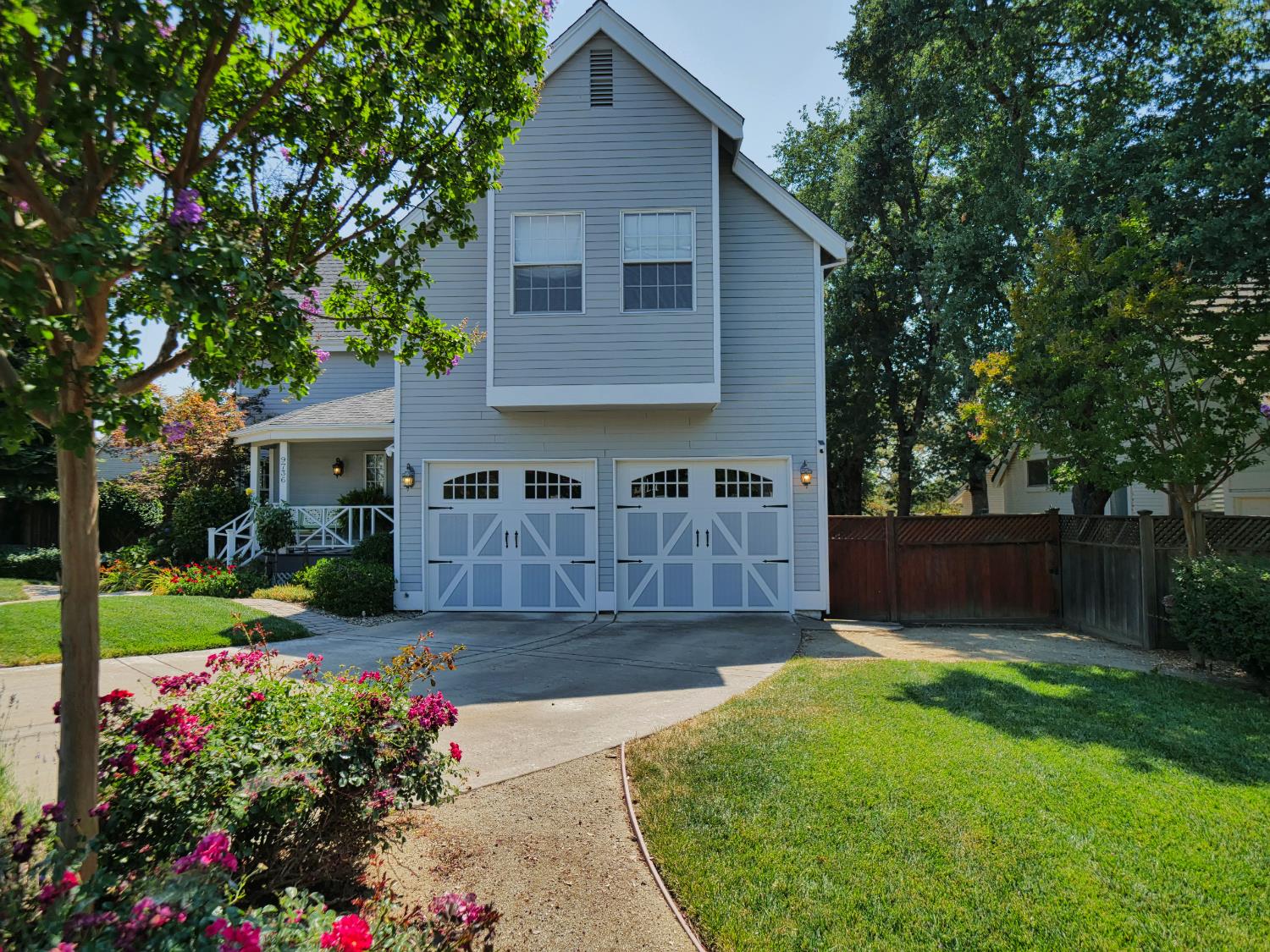Detail Gallery Image 2 of 37 For 9736 Snowberry Way, Orangevale,  CA 95662 - 4 Beds | 2/1 Baths