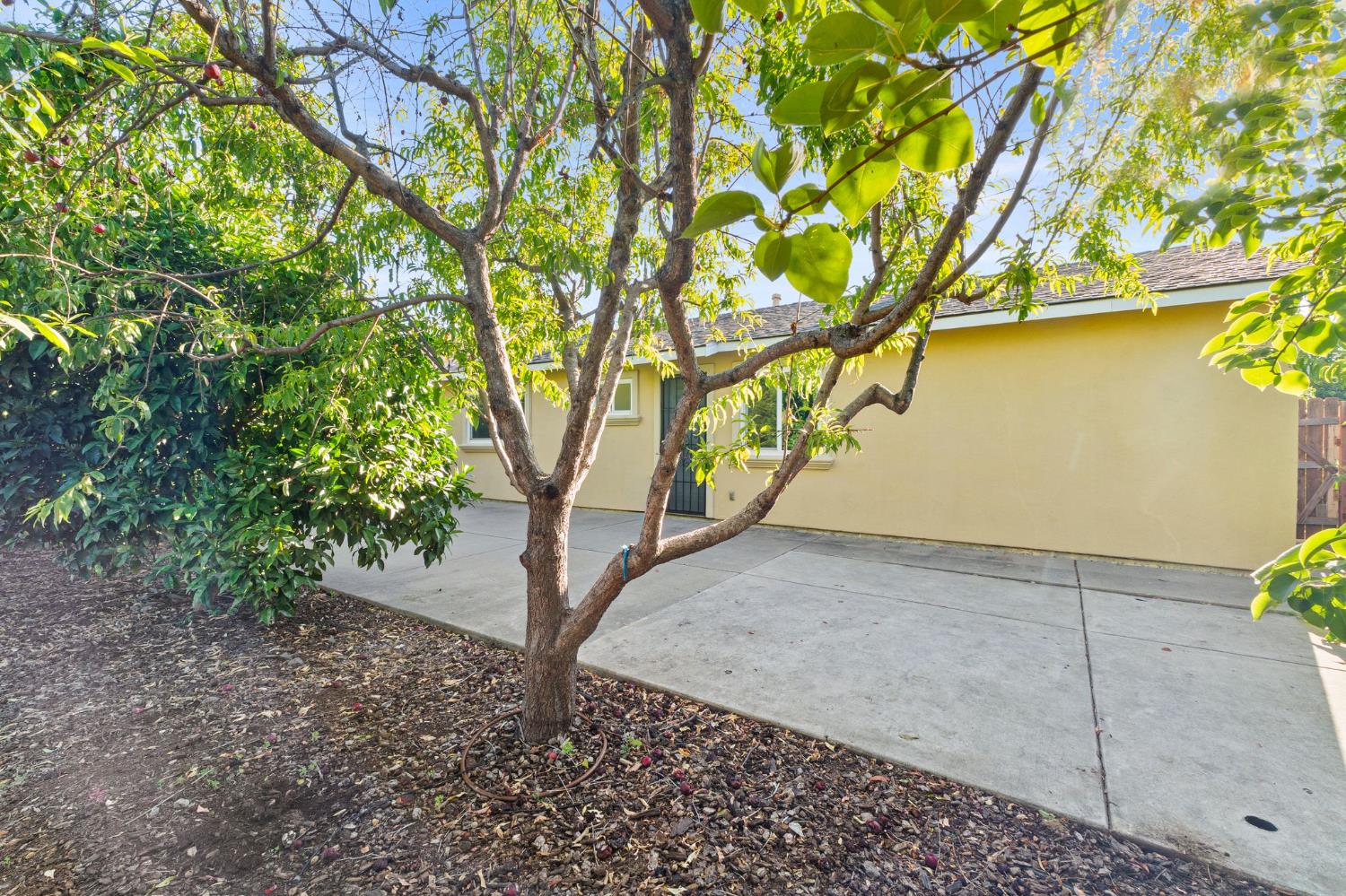 Detail Gallery Image 9 of 43 For 7346 Holbrook Way, North Highlands,  CA 95660 - 3 Beds | 1 Baths