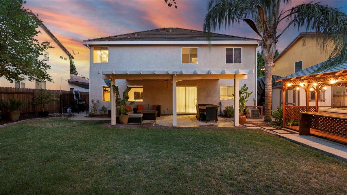 Detail Gallery Image 32 of 48 For 2152 Arnold Dr, Rocklin,  CA 95765 - 3 Beds | 2/1 Baths