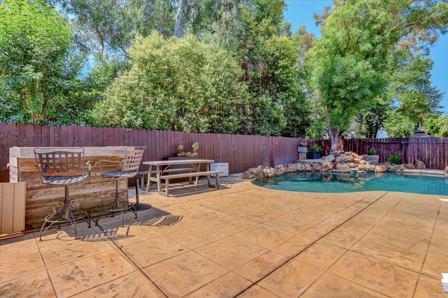 Detail Gallery Image 60 of 85 For 5809 Laguna Quail Way, Elk Grove,  CA 95758 - 4 Beds | 3 Baths