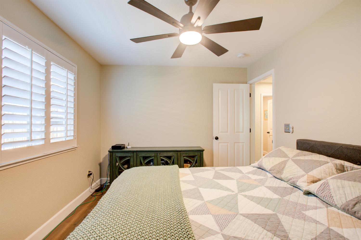 Detail Gallery Image 19 of 57 For 1320 Fairway Dr, Atwater,  CA 95301 - 3 Beds | 2 Baths