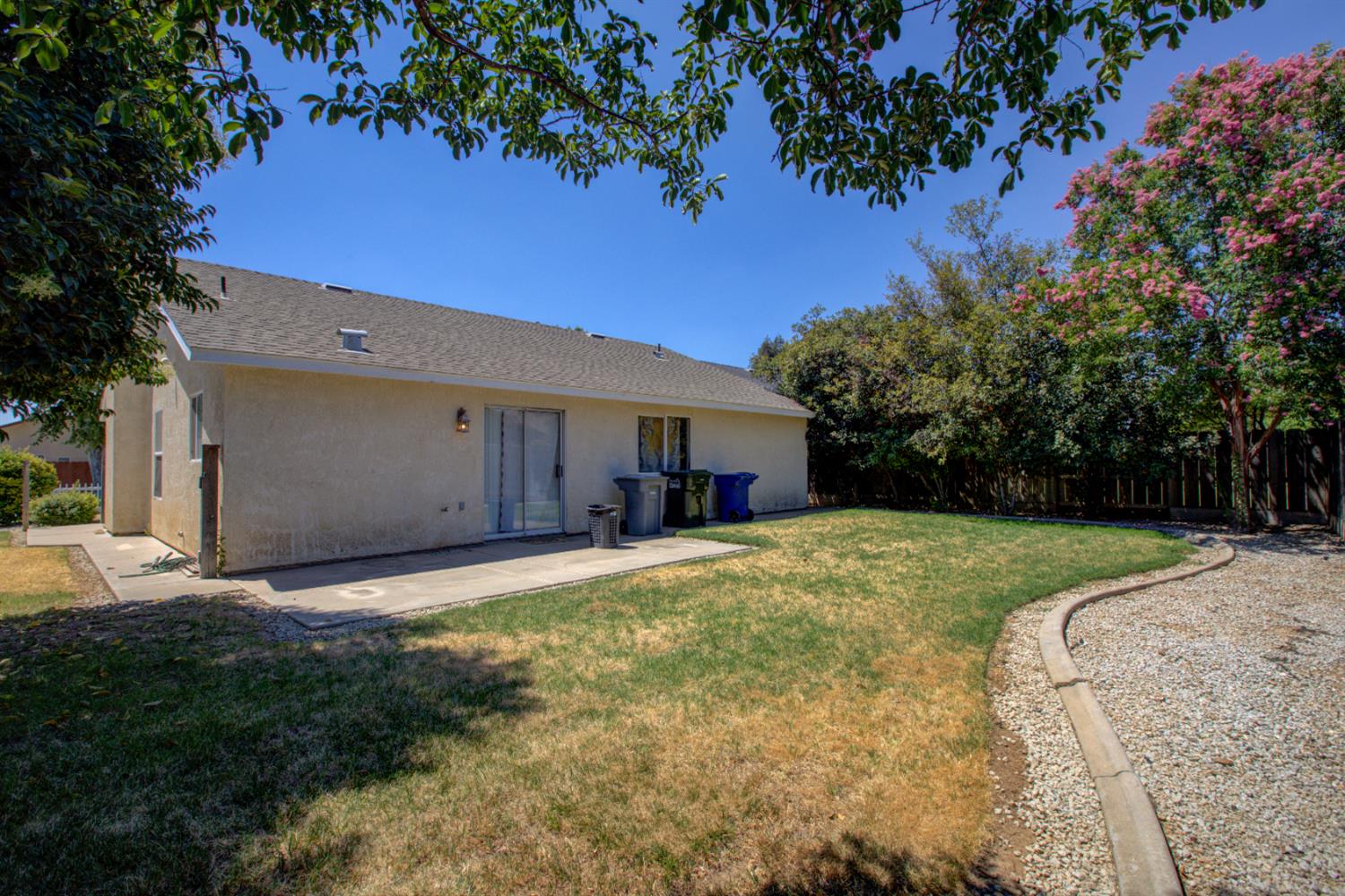 Detail Gallery Image 34 of 43 For 140 Watertown Dr, Merced,  CA 95341 - 3 Beds | 2 Baths