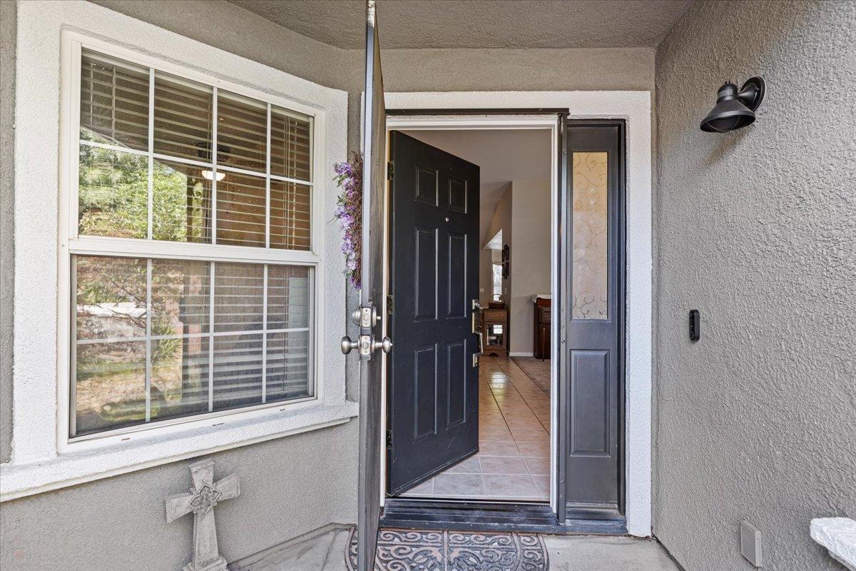 Detail Gallery Image 5 of 34 For 2812 Wind River Ct, Modesto,  CA 95356 - 4 Beds | 2 Baths