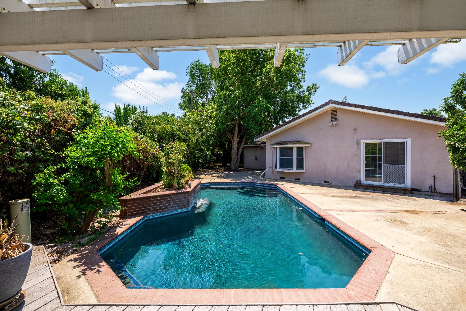 Detail Gallery Image 21 of 27 For 10137 La Gloria Way, Rancho Cordova,  CA 95670 - 3 Beds | 2 Baths