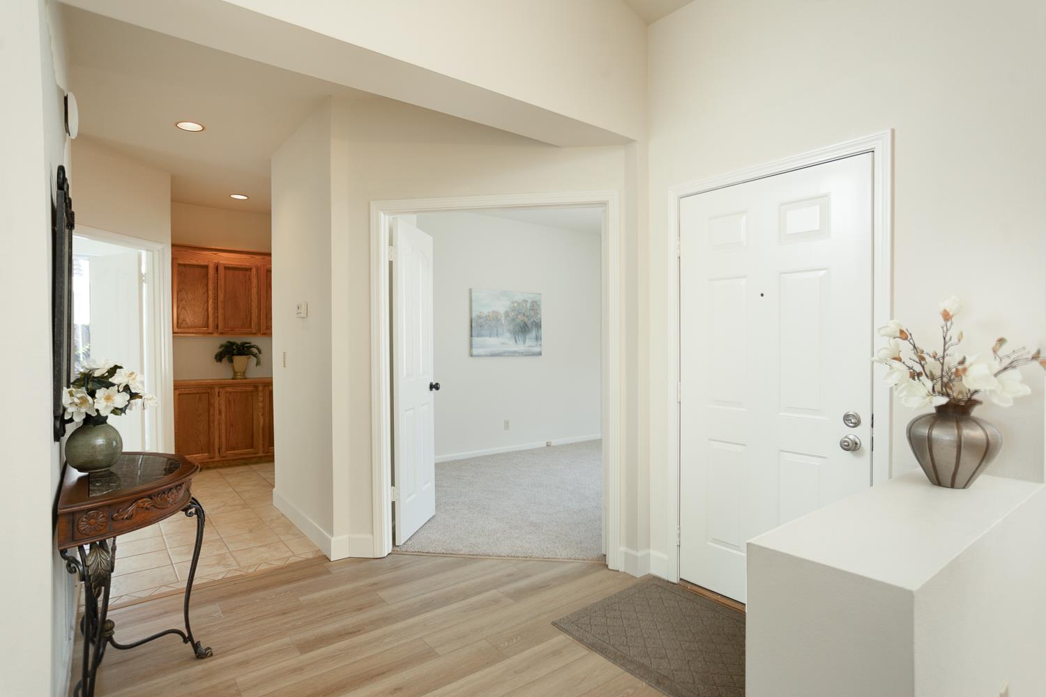 Detail Gallery Image 18 of 35 For 1738 Meadowlark Way, Yuba City,  CA 95993 - 4 Beds | 2 Baths