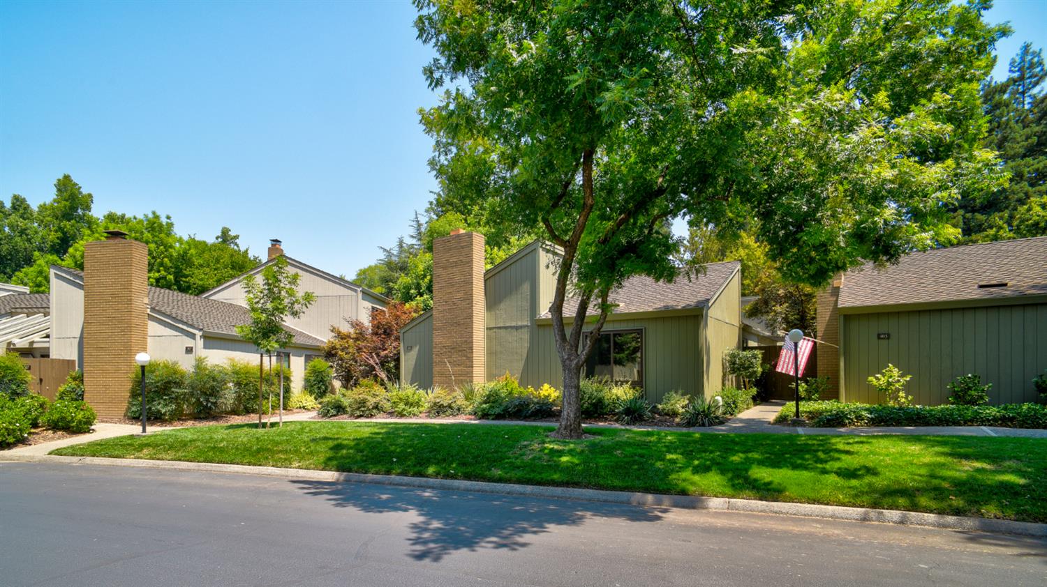 Detail Gallery Image 33 of 40 For 401 Dunbarton Cir, Sacramento,  CA 95825 - 3 Beds | 2 Baths