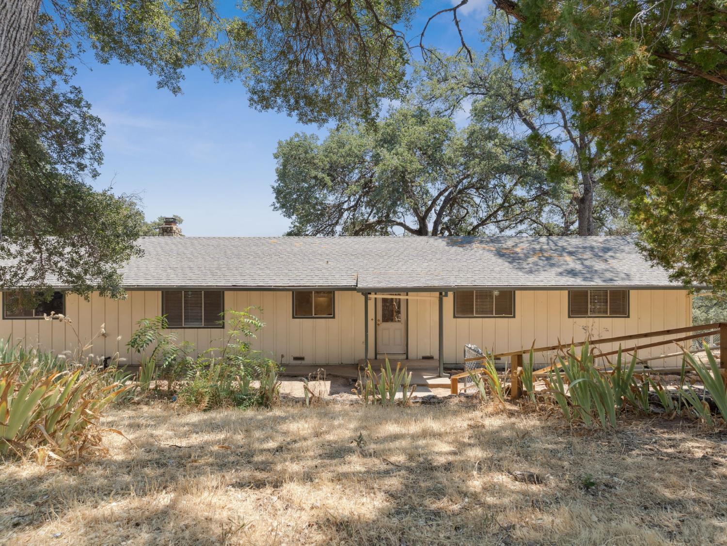 Detail Gallery Image 3 of 59 For 3109 Briw Ridge Rd, Placerville,  CA 95667 - 3 Beds | 2 Baths