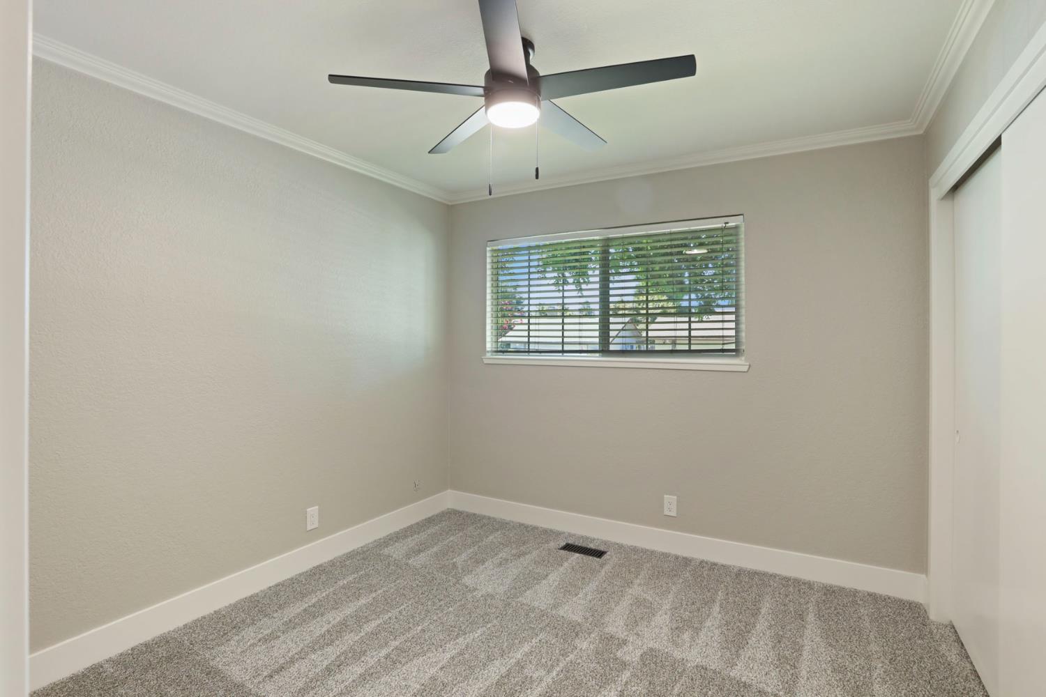 Detail Gallery Image 32 of 51 For 1056 Maria Dr, Oakdale,  CA 95361 - 3 Beds | 2 Baths