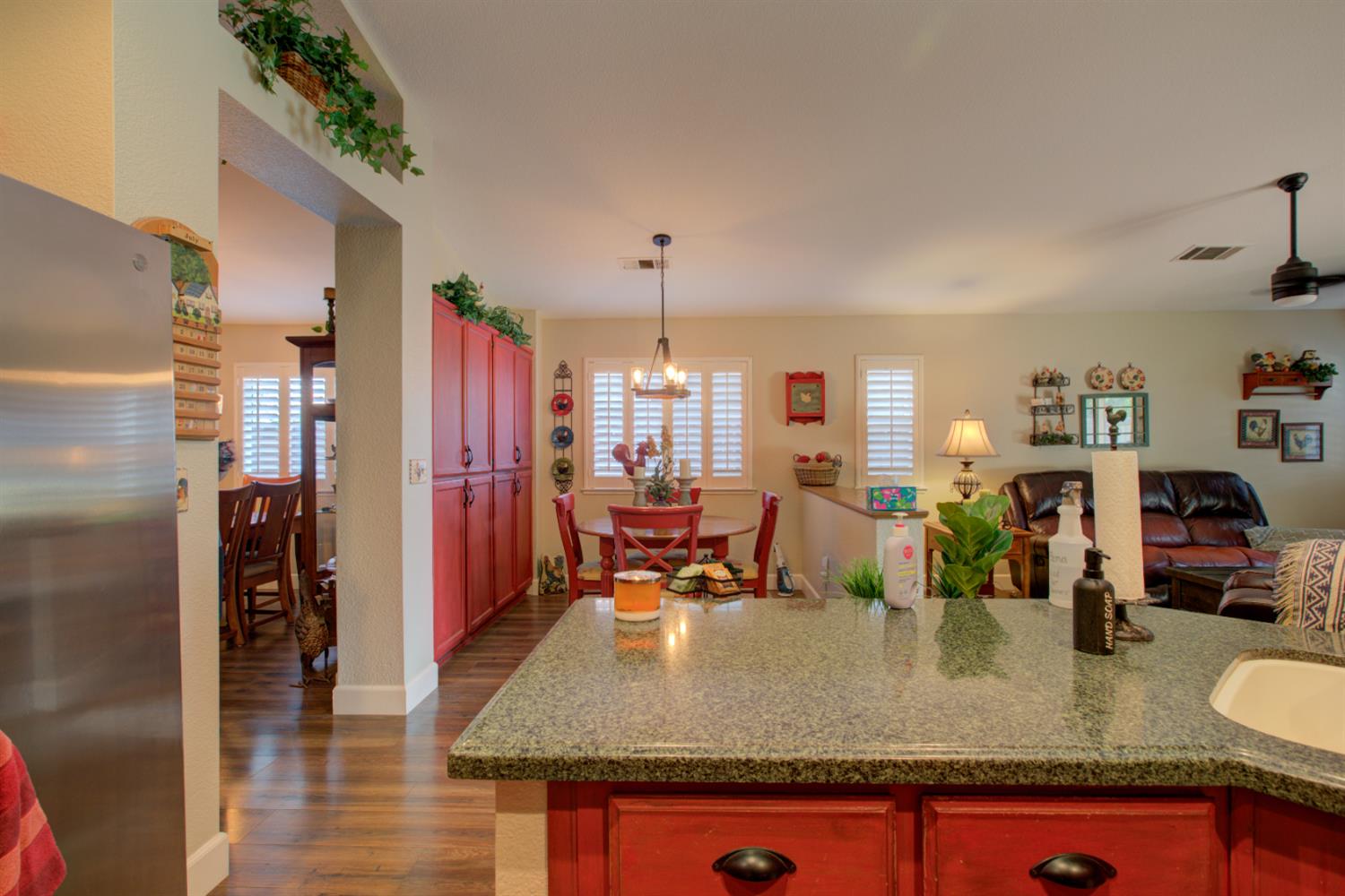 Detail Gallery Image 37 of 57 For 1320 Fairway Dr, Atwater,  CA 95301 - 3 Beds | 2 Baths