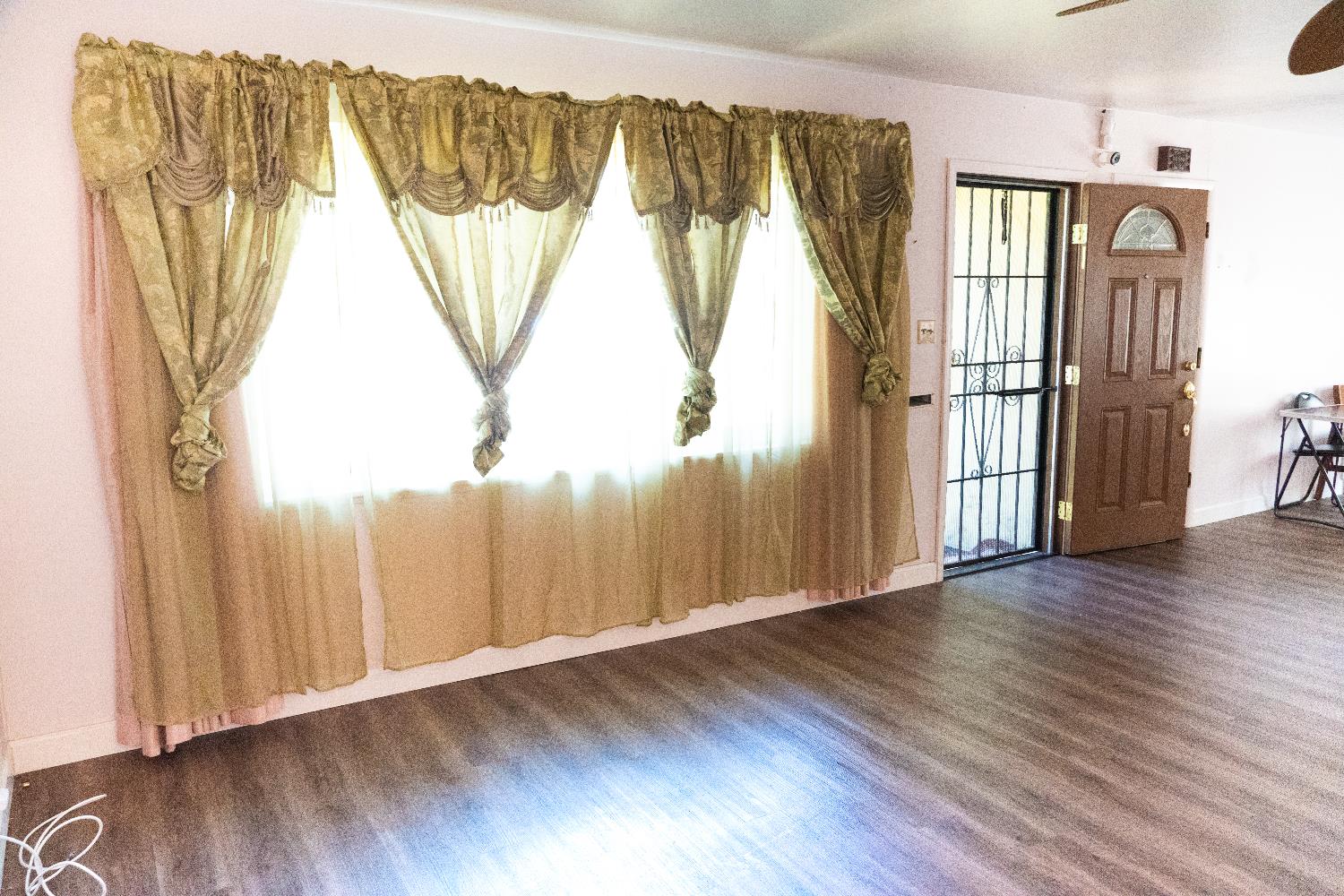 Detail Gallery Image 12 of 52 For 3340 43rd St, Sacramento,  CA 95817 - 3 Beds | 1 Baths