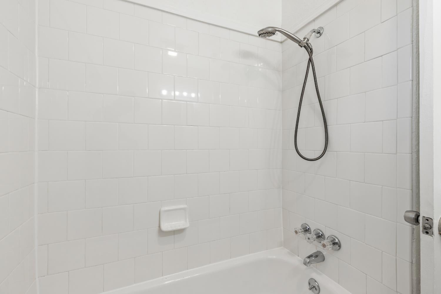 Detail Gallery Image 14 of 27 For 909 3rd St, Modesto,  CA 95351 - 2 Beds | 1 Baths