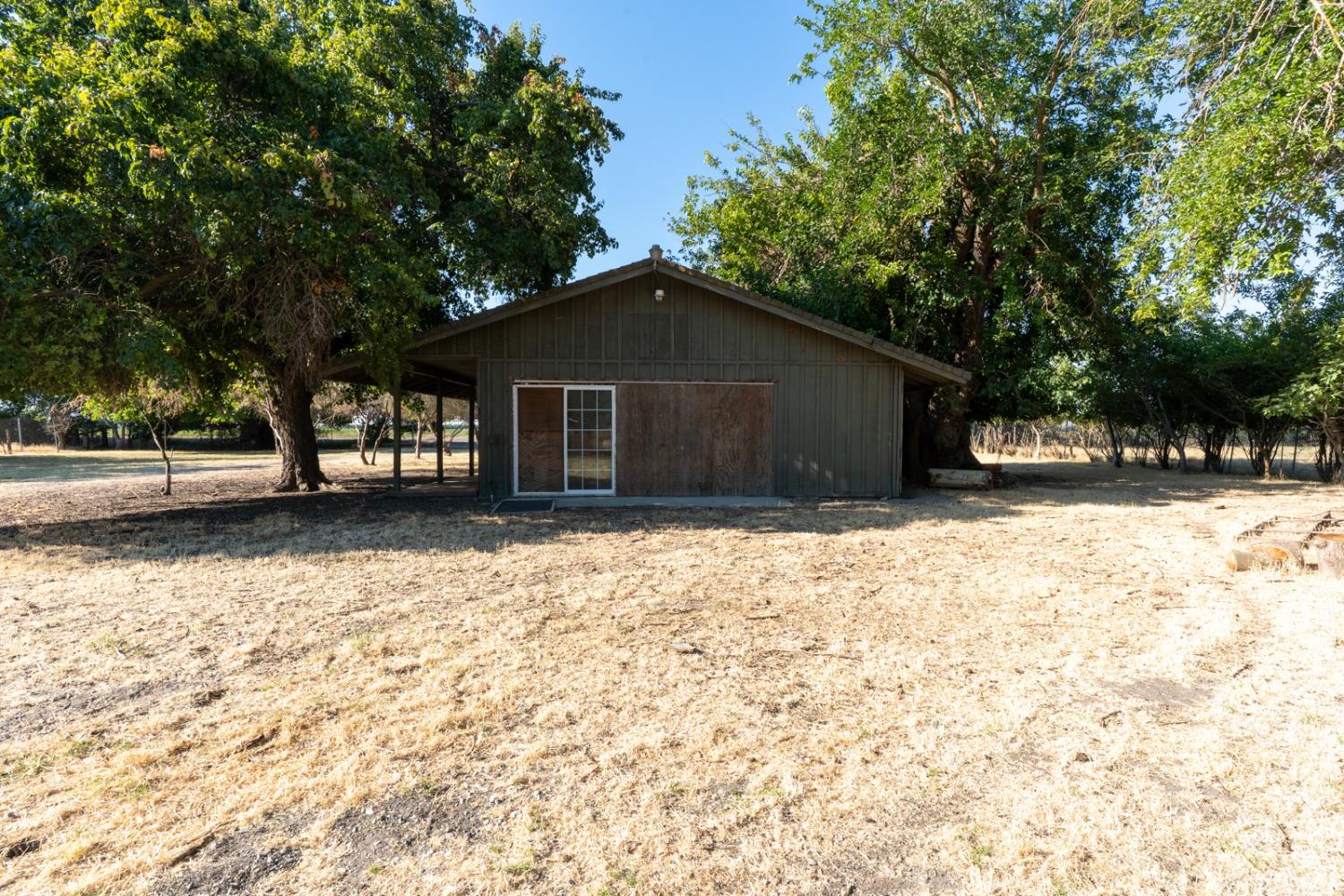Detail Gallery Image 10 of 65 For 45660 Shain Ave, Dos Palos,  CA 93620 - 2 Beds | 2 Baths