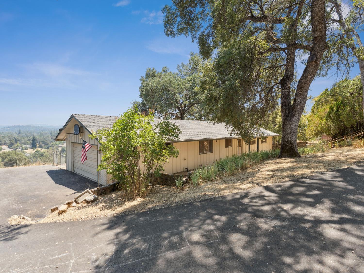 Detail Gallery Image 1 of 59 For 3109 Briw Ridge Rd, Placerville,  CA 95667 - 3 Beds | 2 Baths