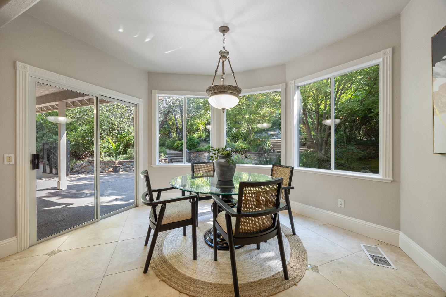 Detail Gallery Image 38 of 86 For 9740 Los Lagos Cir #NORTH,  Granite Bay,  CA 95746 - 4 Beds | 4/1 Baths
