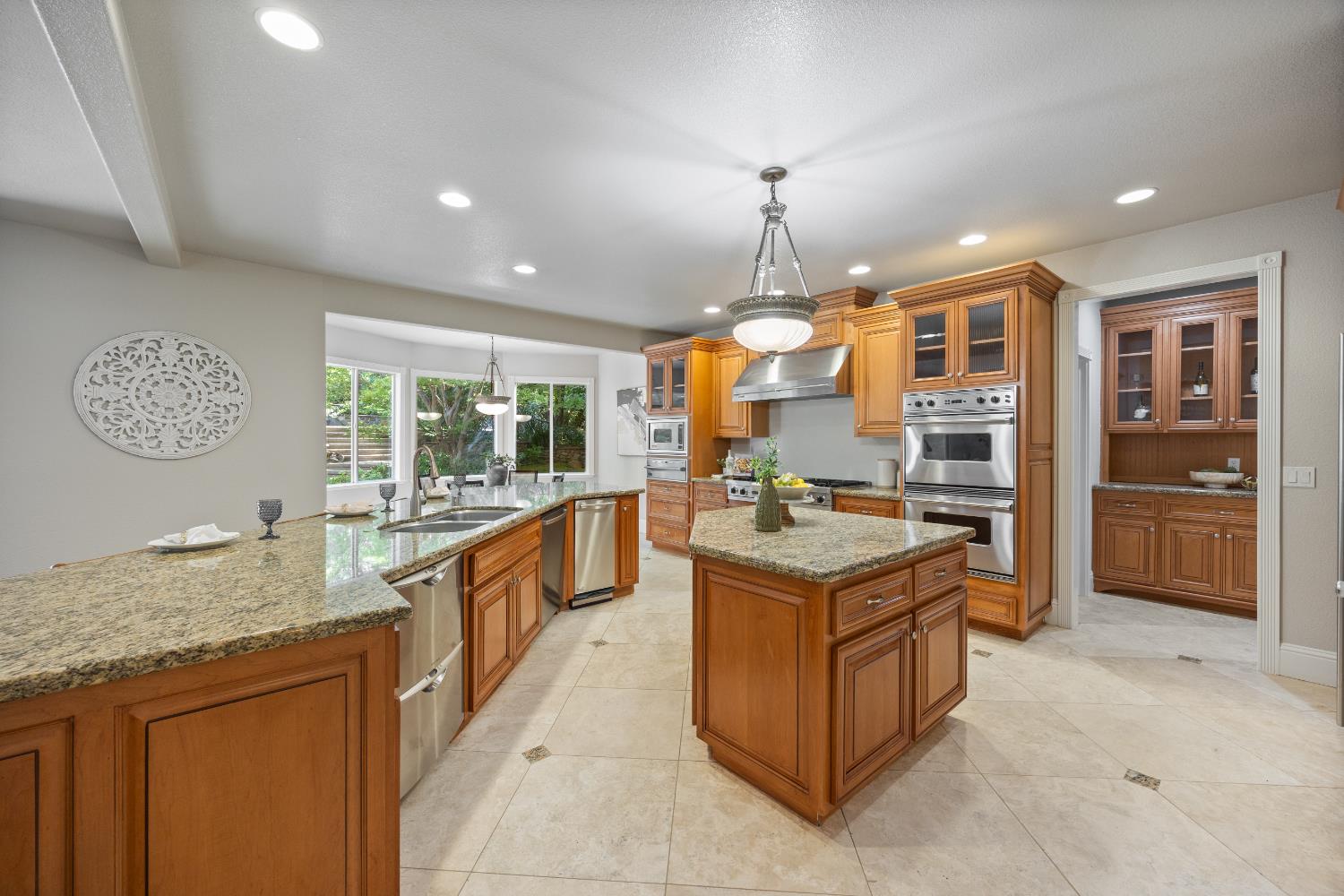 Detail Gallery Image 33 of 86 For 9740 Los Lagos Cir #NORTH,  Granite Bay,  CA 95746 - 4 Beds | 4/1 Baths