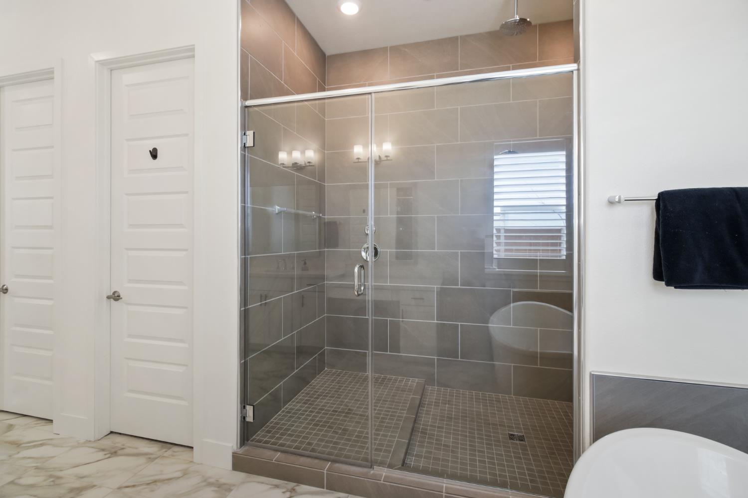 Detail Gallery Image 28 of 64 For 310 Milazzo Ct, El Dorado Hills,  CA 95762 - 3 Beds | 2/1 Baths