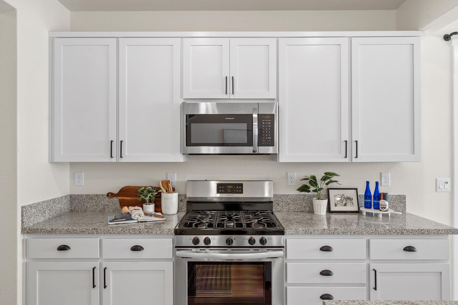 Detail Gallery Image 9 of 30 For 3230 Longspur Ln, West Sacramento,  CA 95691 - 3 Beds | 2/1 Baths
