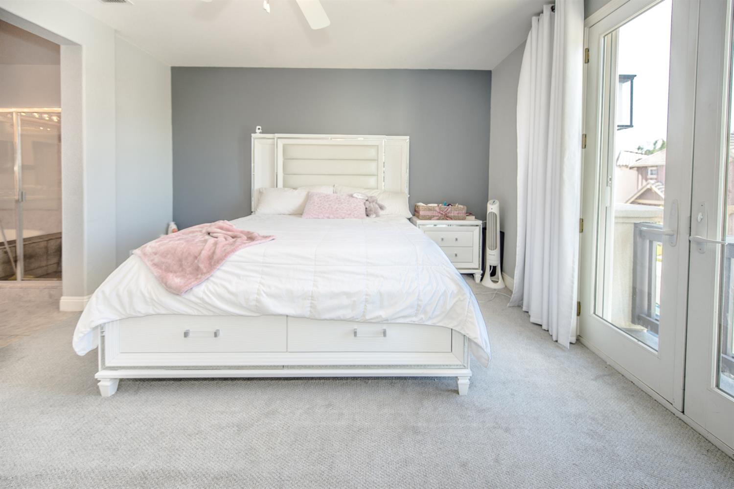 Detail Gallery Image 28 of 49 For 2373 Donner Pass Ave, Sacramento,  CA 95835 - 4 Beds | 2/1 Baths