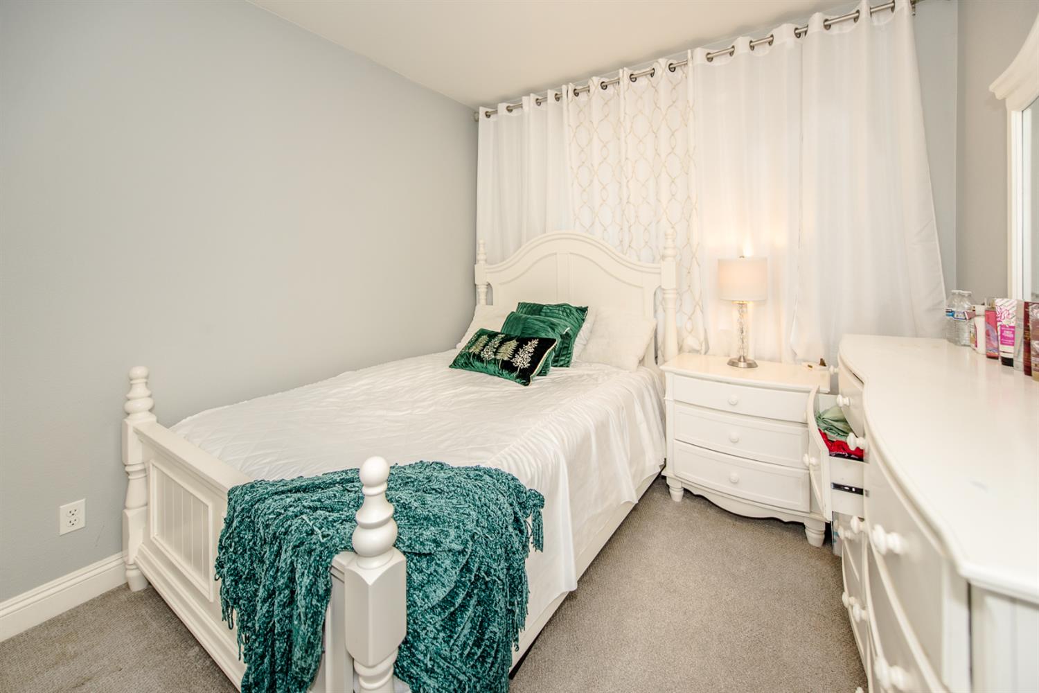 Detail Gallery Image 23 of 49 For 2373 Donner Pass Ave, Sacramento,  CA 95835 - 4 Beds | 2/1 Baths