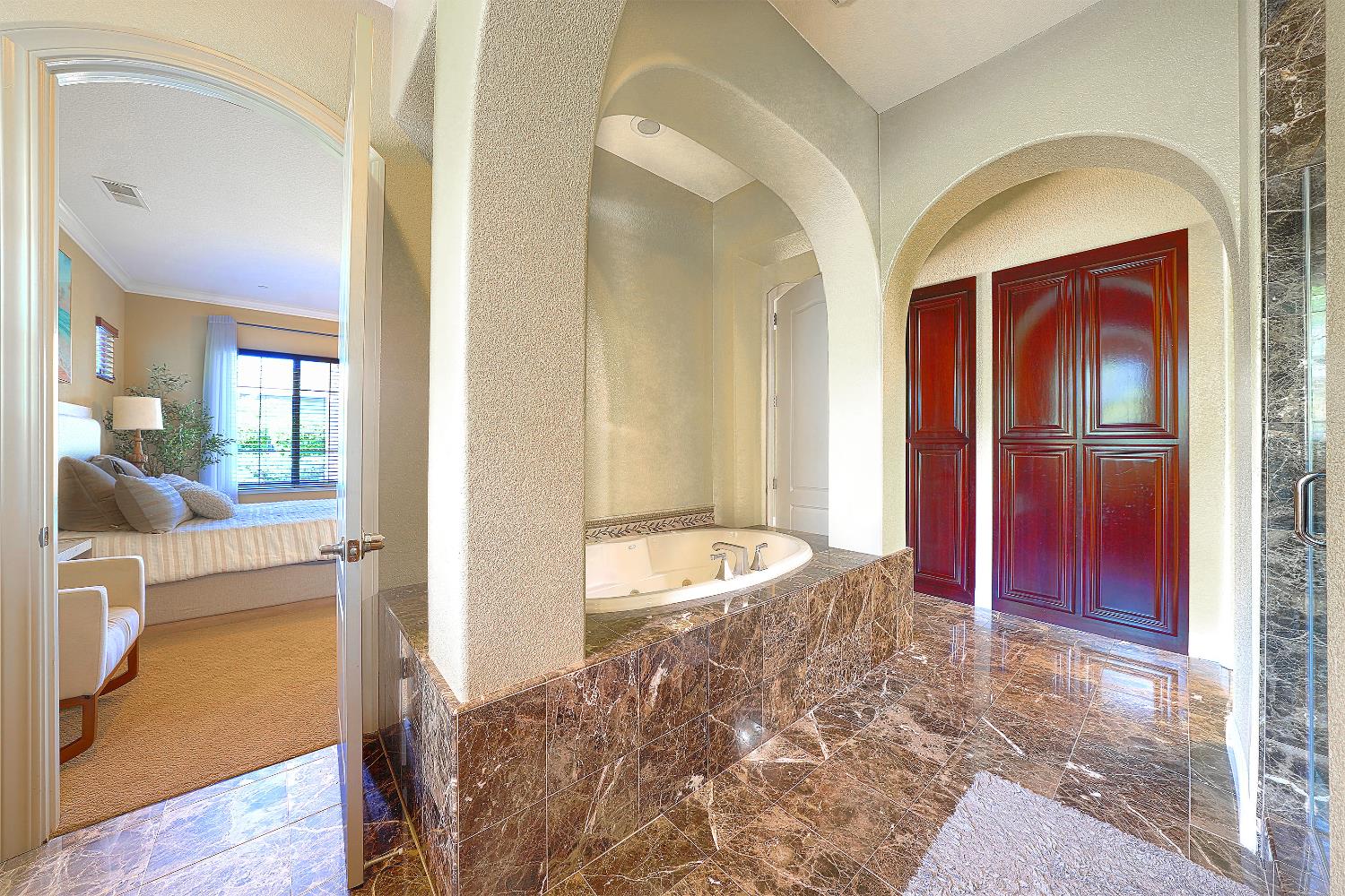 Detail Gallery Image 22 of 97 For 1340 Bella Cir, Lincoln,  CA 95648 - 7 Beds | 5 Baths