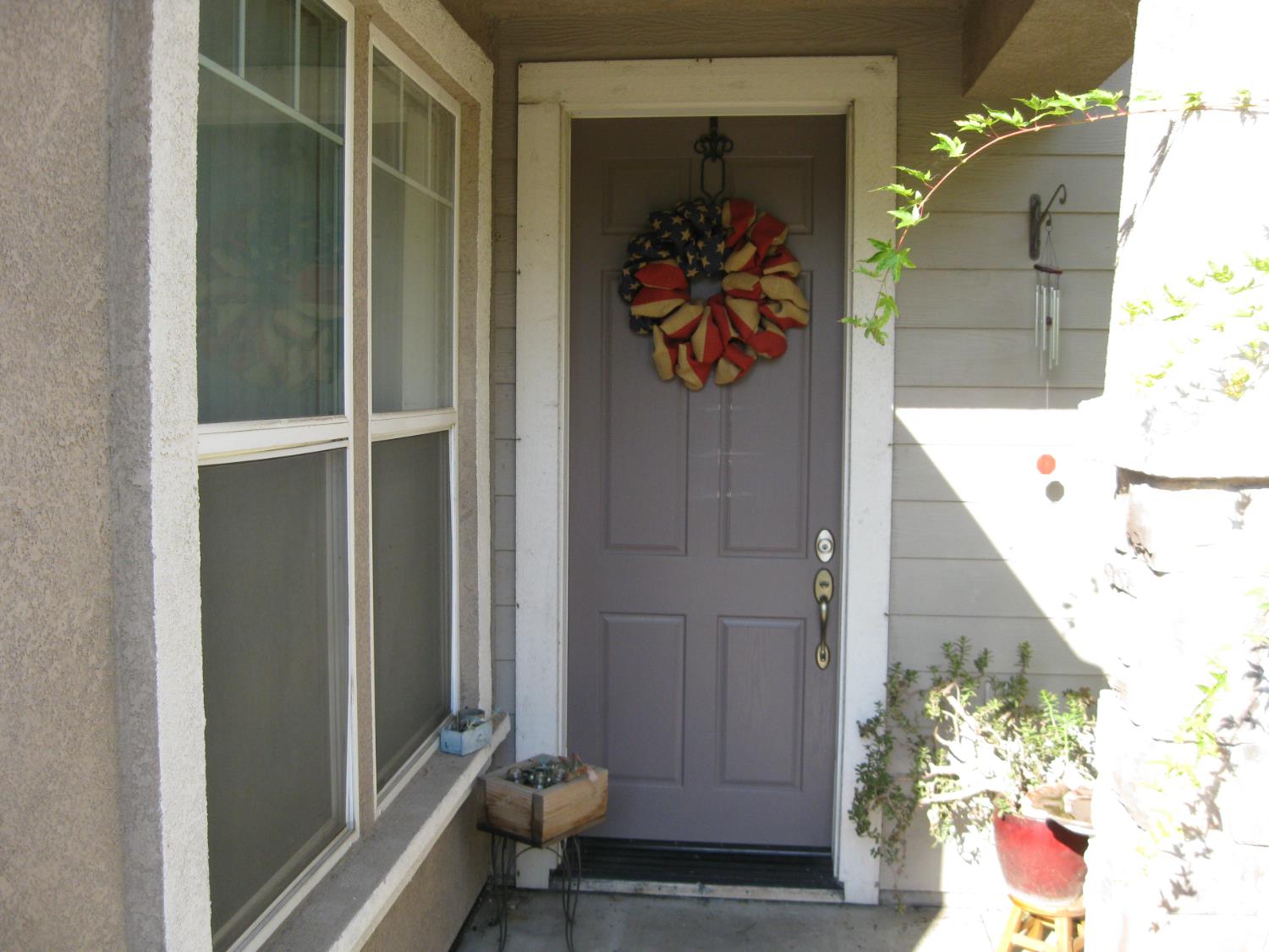 Detail Gallery Image 6 of 21 For 3006 Silver Oak Ct, Turlock,  CA 95382 - 5 Beds | 3 Baths