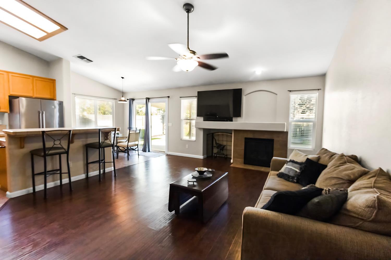 Detail Gallery Image 14 of 44 For 2092 Betsy Ross Ct, Atwater,  CA 95301 - 4 Beds | 2 Baths