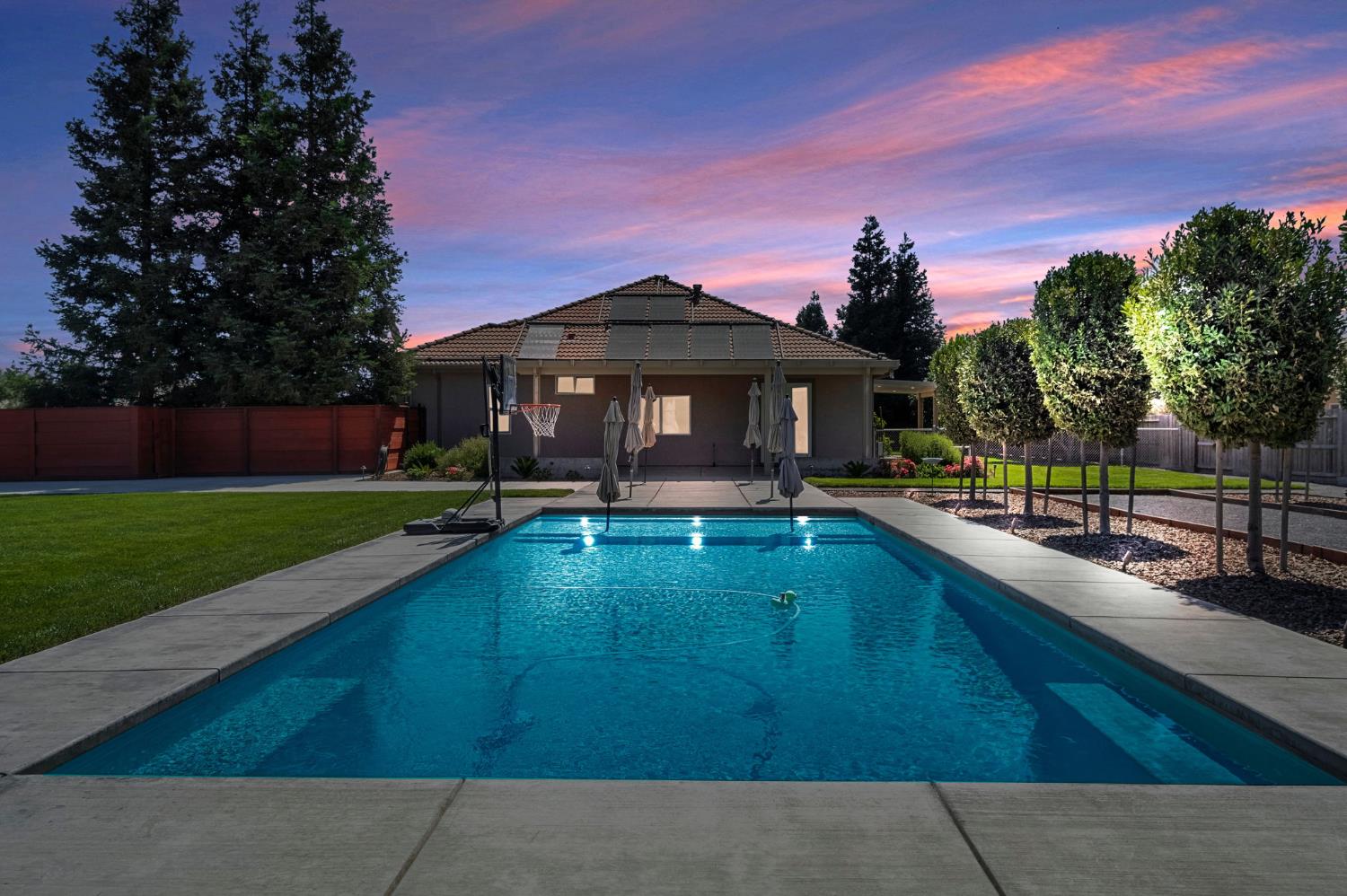Detail Gallery Image 2 of 68 For 6231 Jake St, Atwater,  CA 95301 - 4 Beds | 3 Baths