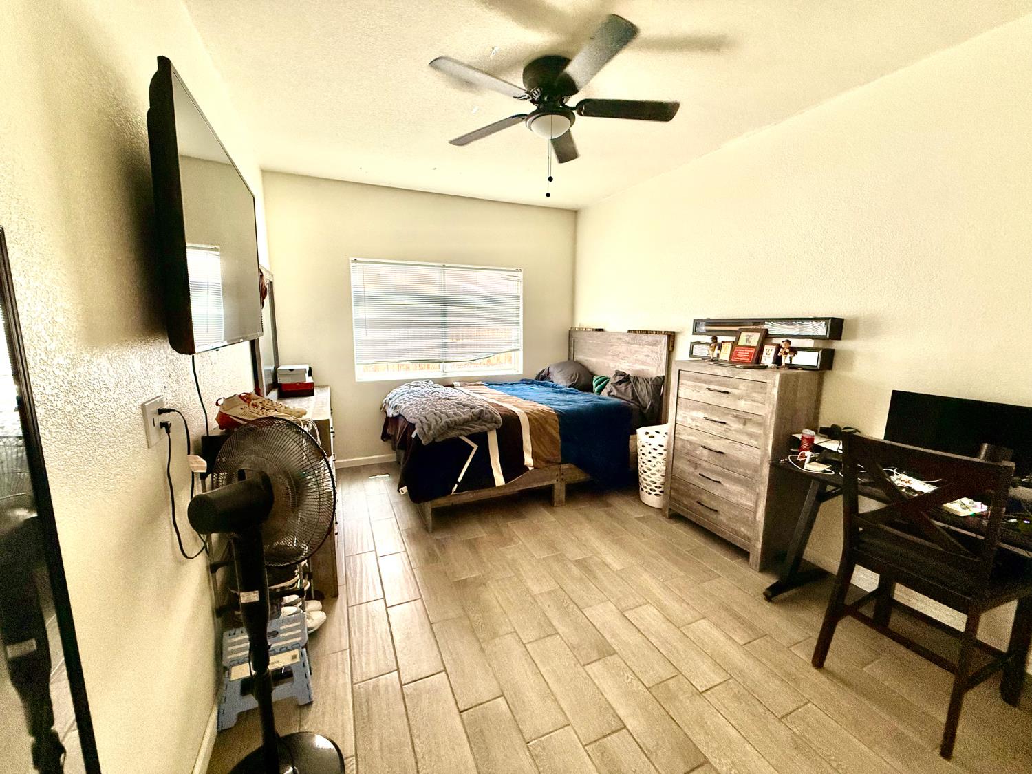 Detail Gallery Image 12 of 23 For 749 Rhone Ct, Los Banos,  CA 93635 - 3 Beds | 2 Baths