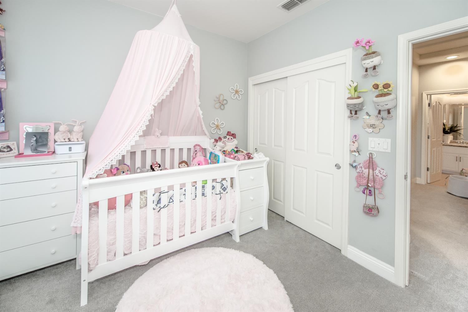 Detail Gallery Image 26 of 49 For 2373 Donner Pass Ave, Sacramento,  CA 95835 - 4 Beds | 2/1 Baths