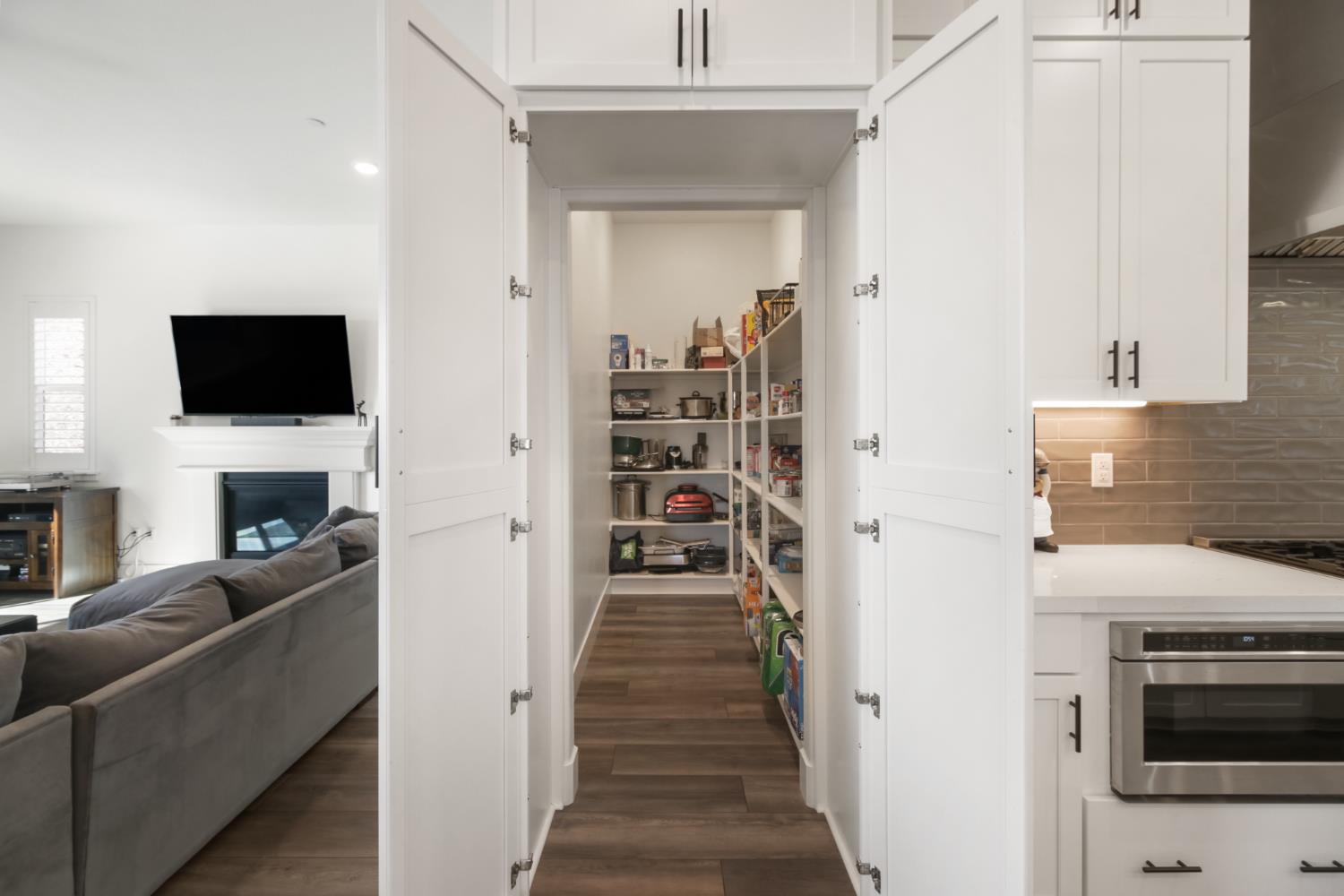 Detail Gallery Image 19 of 64 For 310 Milazzo Ct, El Dorado Hills,  CA 95762 - 3 Beds | 2/1 Baths