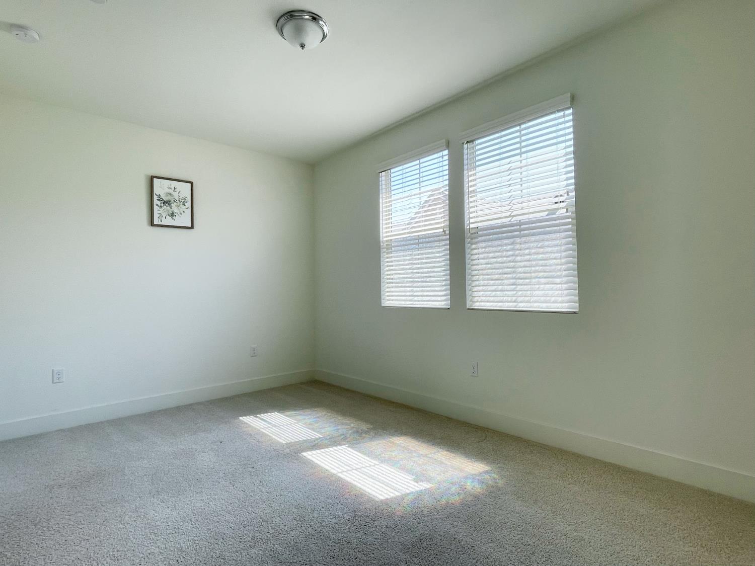 Detail Gallery Image 25 of 59 For 10622 Trill Way, Elk Grove,  CA 95757 - 3 Beds | 2/1 Baths