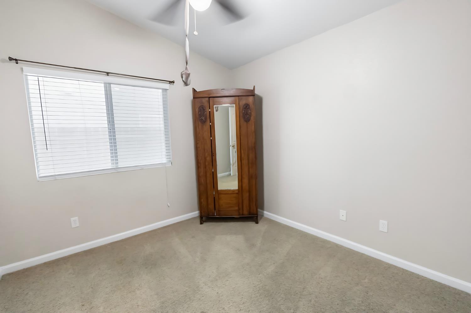 Detail Gallery Image 43 of 44 For 2092 Betsy Ross Ct, Atwater,  CA 95301 - 4 Beds | 2 Baths