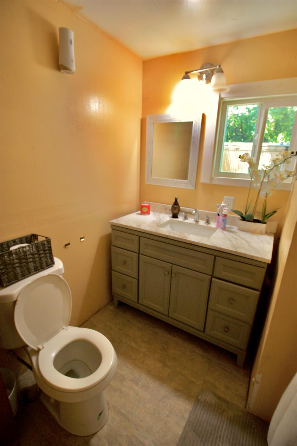 Detail Gallery Image 14 of 18 For 3156 Esplanade 300, Chico,  CA 95973 - 3 Beds | 2 Baths