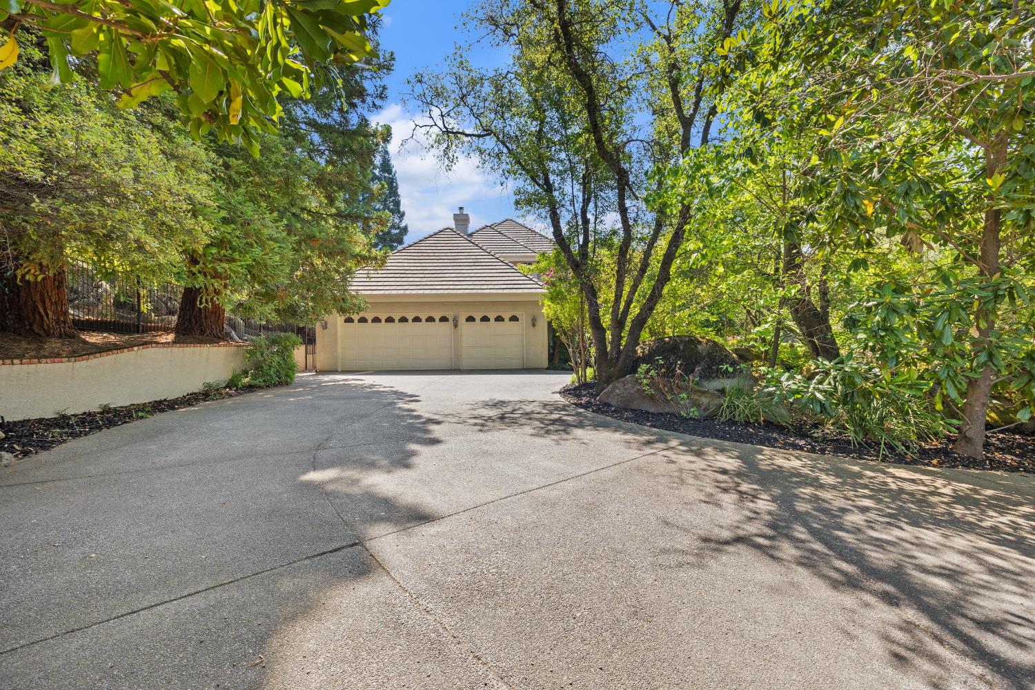 Detail Gallery Image 24 of 86 For 9740 Los Lagos Cir #NORTH,  Granite Bay,  CA 95746 - 4 Beds | 4/1 Baths