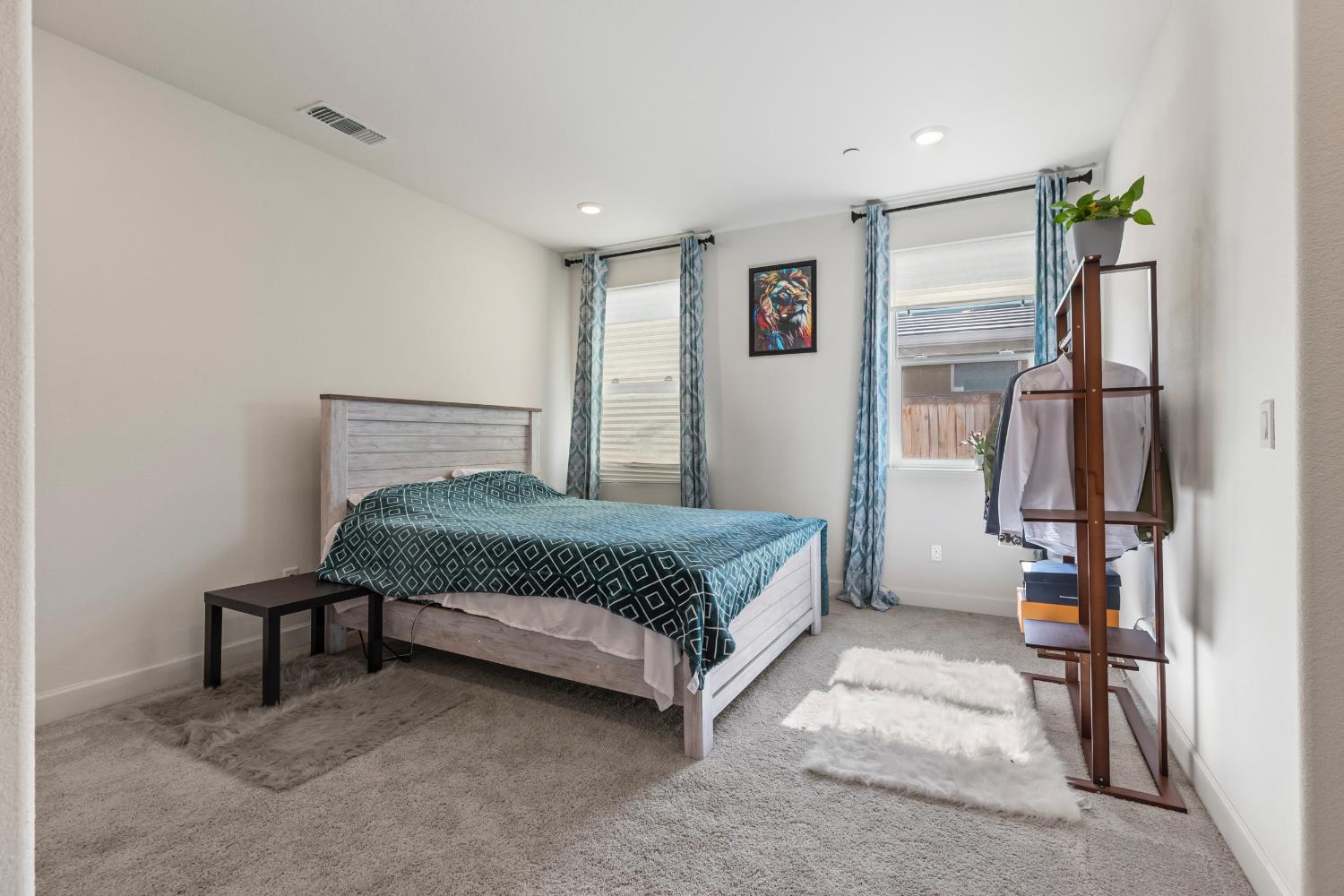 Detail Gallery Image 23 of 49 For 2825 Meadowbrook Ln, Turlock,  CA 95382 - 5 Beds | 3/1 Baths