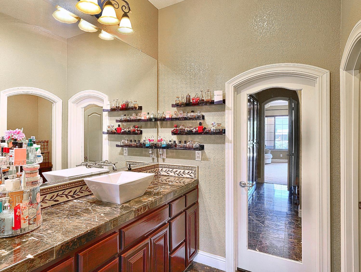 Detail Gallery Image 25 of 97 For 1340 Bella Cir, Lincoln,  CA 95648 - 7 Beds | 5 Baths