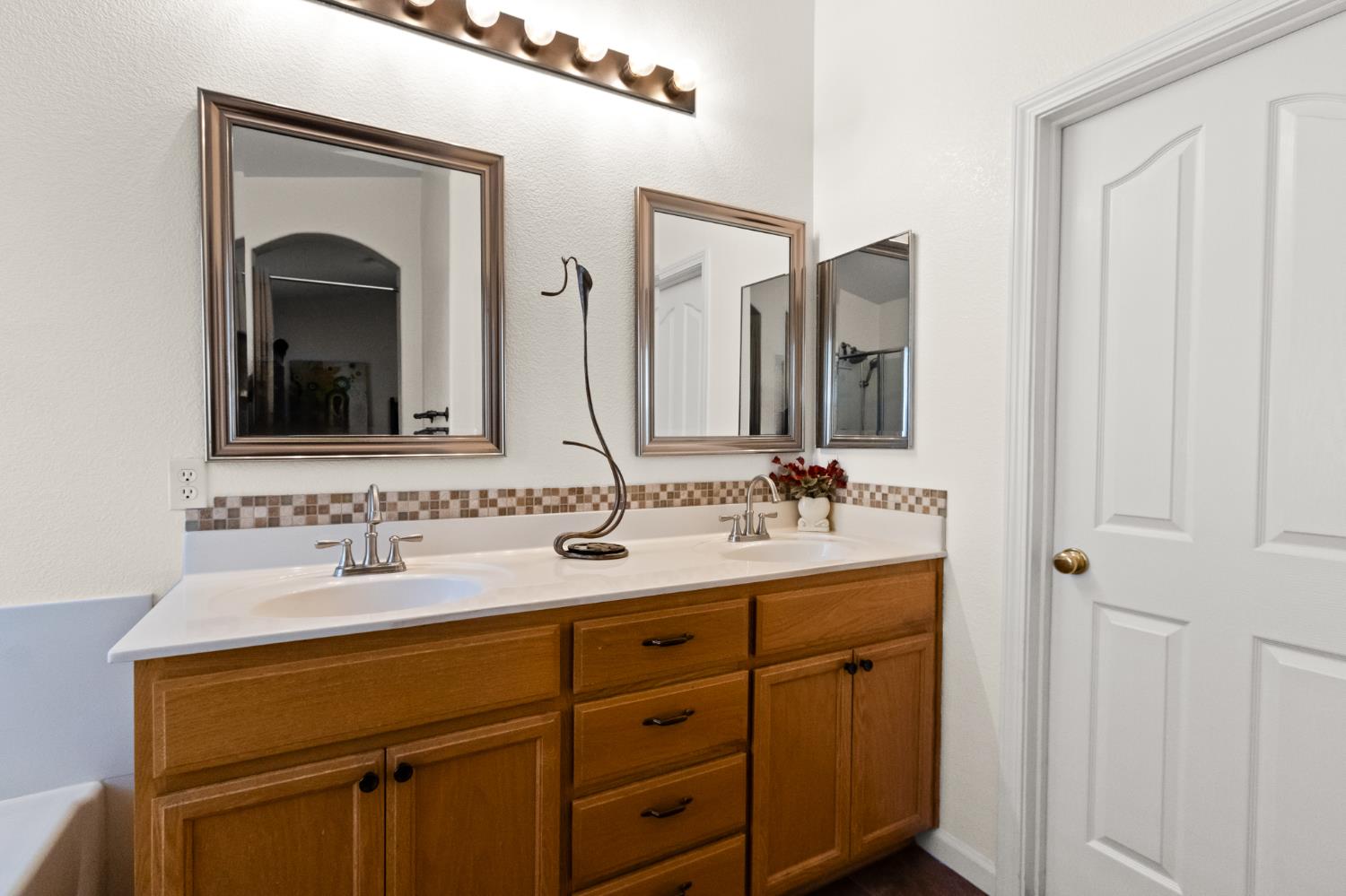 Detail Gallery Image 19 of 44 For 2092 Betsy Ross Ct, Atwater,  CA 95301 - 4 Beds | 2 Baths