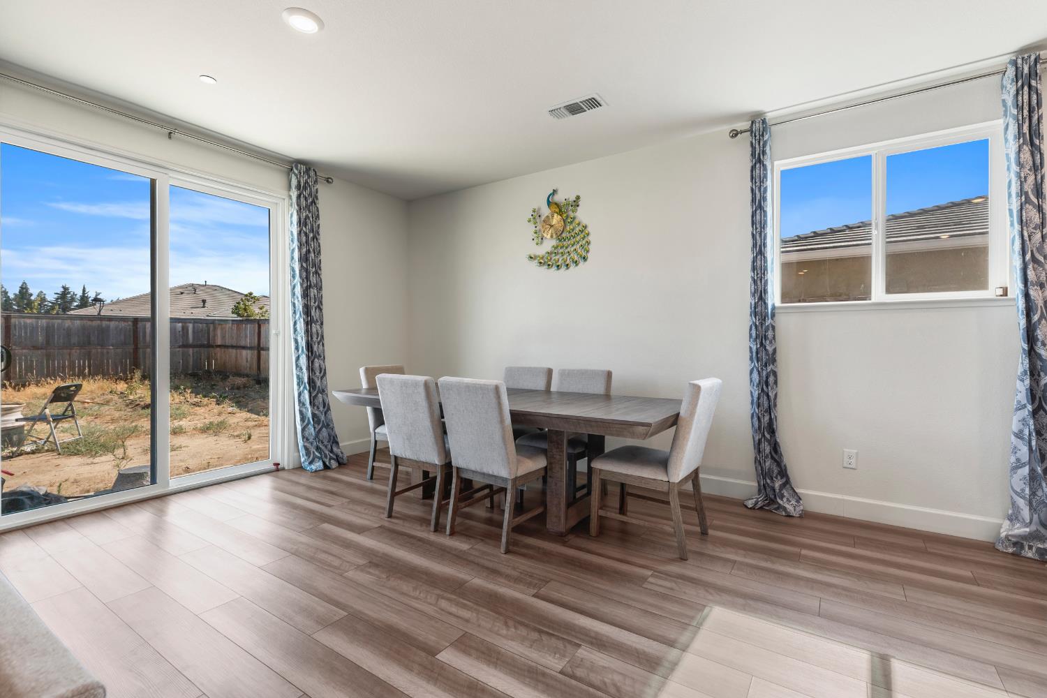 Detail Gallery Image 30 of 49 For 2825 Meadowbrook Ln, Turlock,  CA 95382 - 5 Beds | 3/1 Baths