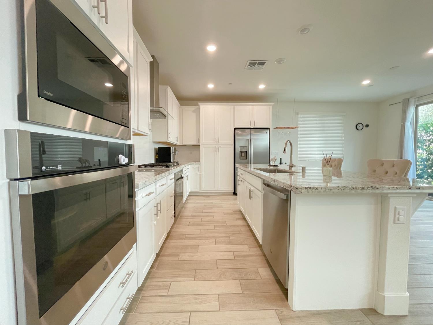 Detail Gallery Image 15 of 59 For 10622 Trill Way, Elk Grove,  CA 95757 - 3 Beds | 2/1 Baths